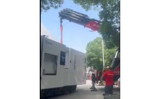 城市发展进程中，厂房搬迁的意义与挑战